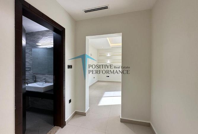 52913778 - Property Image 3