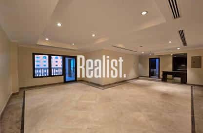 Apartment - 2 Bedrooms - 3 Bathrooms for rent in East Porto Drive - Porto Arabia - The Pearl Island - Doha