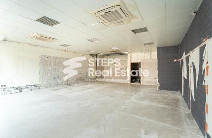 Shop - Studio - 1 for rent in Ammar Bin Yasser Street - Al Aziziyah - Doha