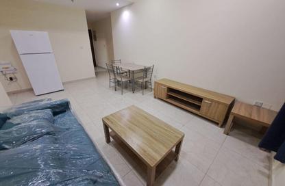 Apartment - 2 Bedrooms - 2 Bathrooms for rent in Anas Street - Fereej Bin Mahmoud North - Fereej Bin Mahmoud - Doha