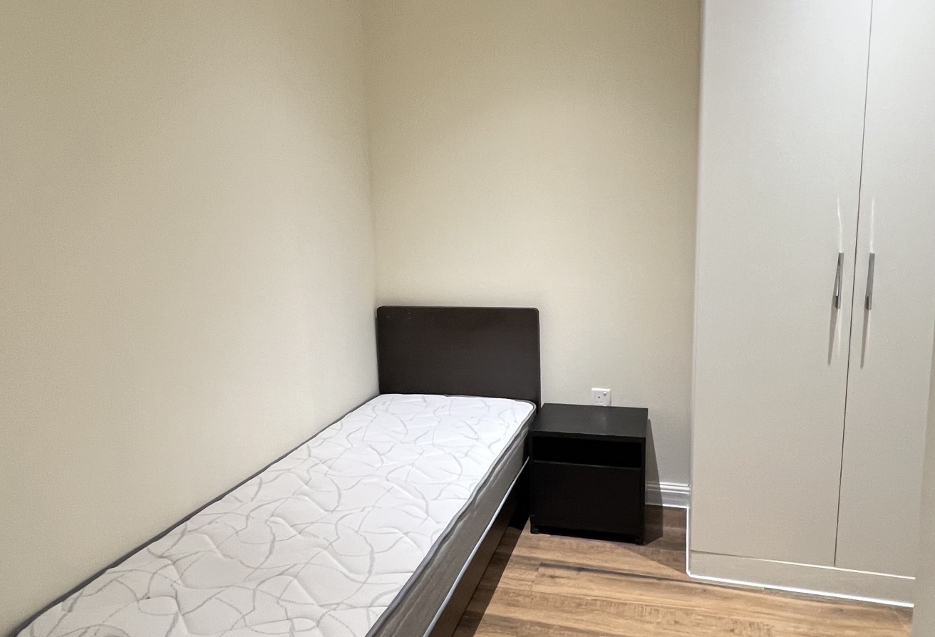 LUXURY 2BHK + MAID FULLY SEA VIEW INCLUDING ALL BI thumbnail 9