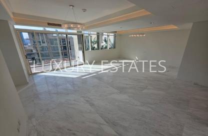 Duplex - 4 Bedrooms - 6 Bathrooms for sale in Crystal Residence - Gewan Island - The Pearl Island - Doha Duplex - 4 Bedrooms - 6 Bathrooms for sale in Crystal Residence - Gewan Island - The Pearl Island - Doha