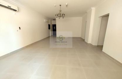 Apartment - 3 Bedrooms - 4 Bathrooms for rent in Fereej Bin Mahmoud South - Fereej Bin Mahmoud - Doha