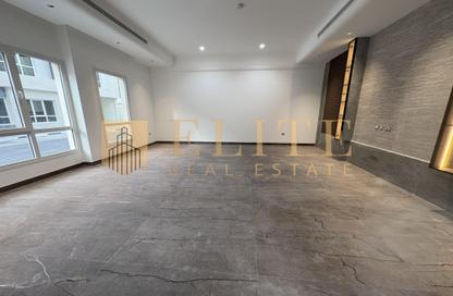 Compound - 7 Bedrooms - 7+ Bathrooms for rent in Al Kheesa - Al Kheesa - Umm Salal Mohammed