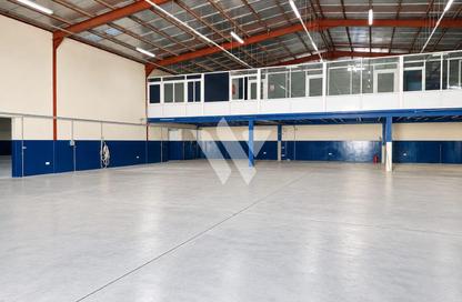 Show Room - Studio for rent in Industrial Area 4 - Industrial Area - Industrial Area - Doha