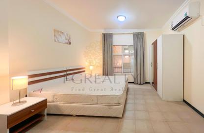 Apartment - 2 Bedrooms - 3 Bathrooms for rent in Al Thani Commercial building - Musheireb - Musheireb - Doha