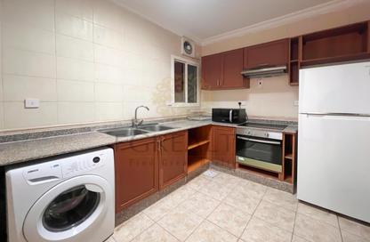 Apartment - 2 Bedrooms - 3 Bathrooms for rent in Al Thani Commercial building - Musheireb - Musheireb - Doha Apartment - 2 Bedrooms - 3 Bathrooms for rent in Al Thani Commercial building - Musheireb - Musheireb - Doha