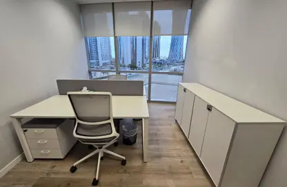 مساحات مكتبية - غرفة نوم - 2 حمامات للايجار في برج 4 - مول ذو غايت - الخليج الغربي - الدوحة