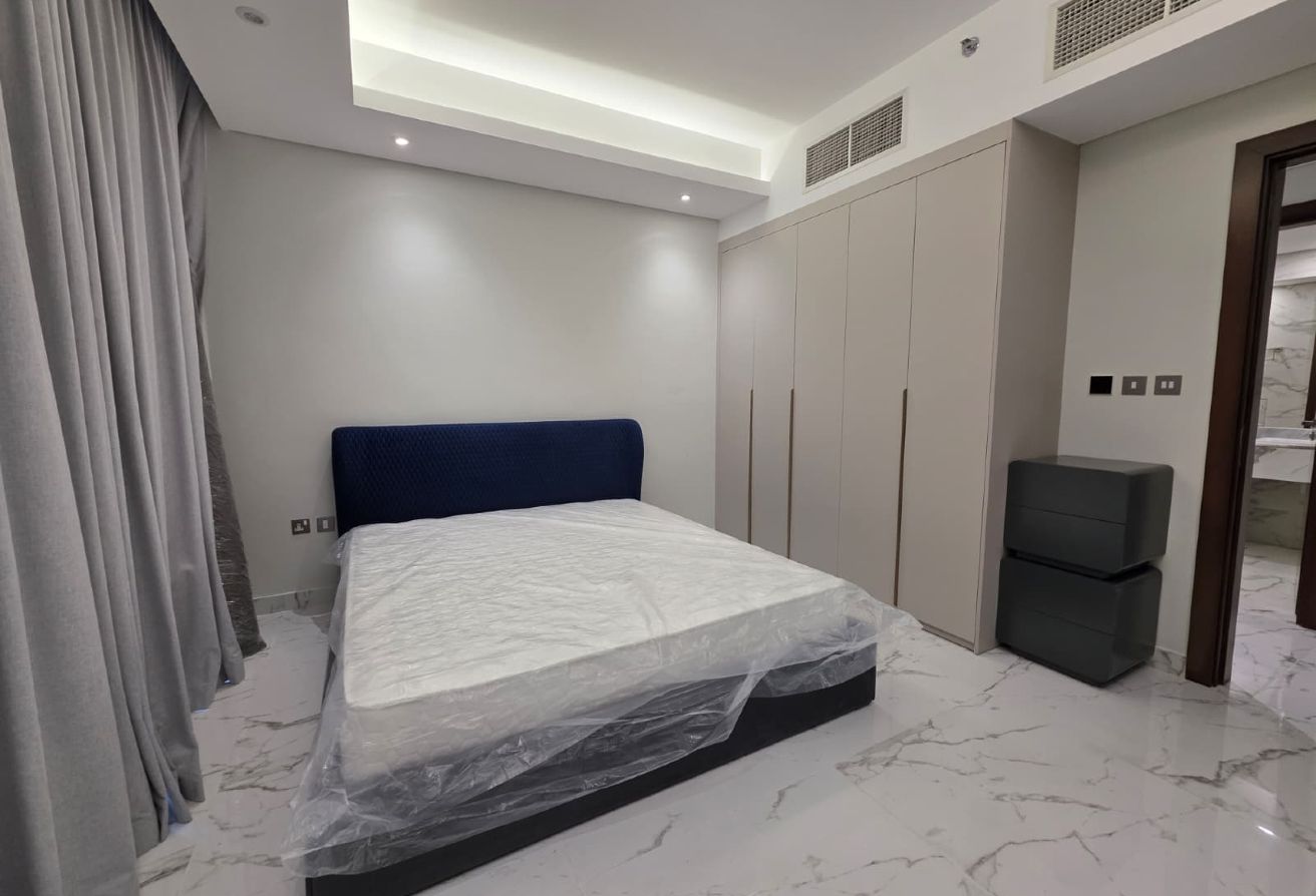 AMAZING 2 BEDROOM | HIGHER FLOOR AVAILABLE |MARINA thumbnail 11
