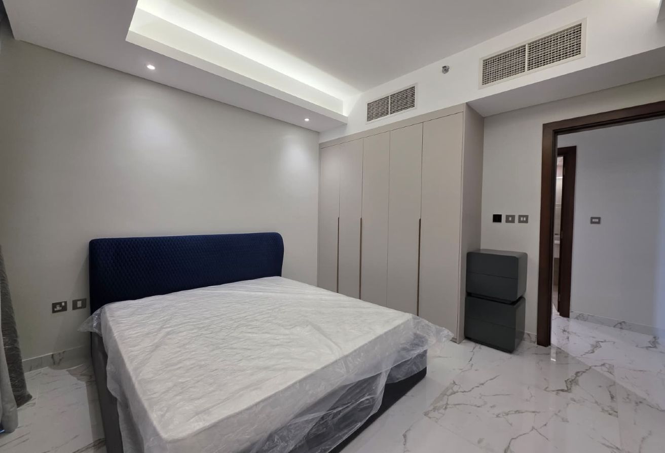 AMAZING 2 BEDROOM | HIGHER FLOOR AVAILABLE |MARINA thumbnail 13