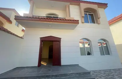 Compound - 5 Bedrooms - 5 Bathrooms for rent in Curlew Street - Al Waab - Doha