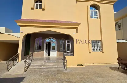 Villa - 6 Bedrooms - 5 Bathrooms for rent in Bu Hamour Street - Abu Hamour - Doha