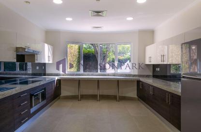 Villa - 4 - 4 for rent in West Bay Lagoon - West Bay Lagoon - Doha