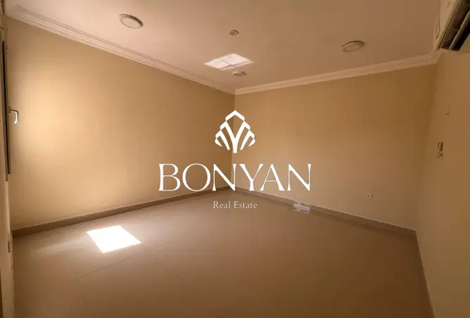 63313070 - Property Image 3