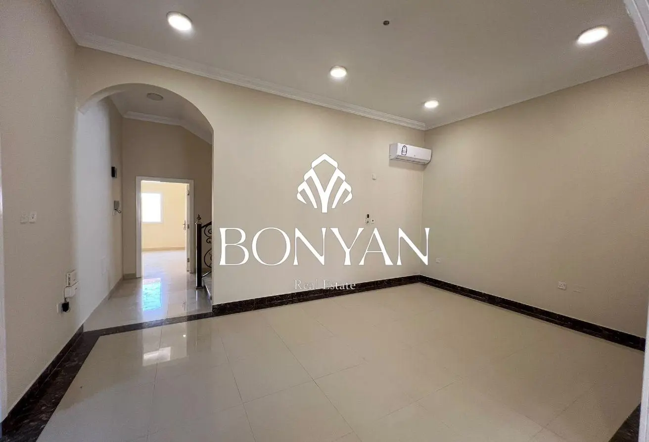 63313070 - Property Main Image