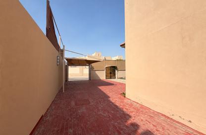 Apartment - 5 - 4 for rent in Al Duhail South - Al Duhail - Doha
