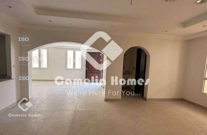 Villa - 6 Bedrooms - 6 Bathrooms for rent in Muraikh - AlMuraikh - Doha
