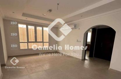 Villa - 6 Bedrooms - 6 Bathrooms for rent in Muraikh - AlMuraikh - Doha