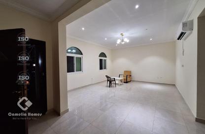 مجمع سكني - 3 غرف نوم - 3 حمامات للايجار في شارع  بو هامو - أبو هامور - الدوحة