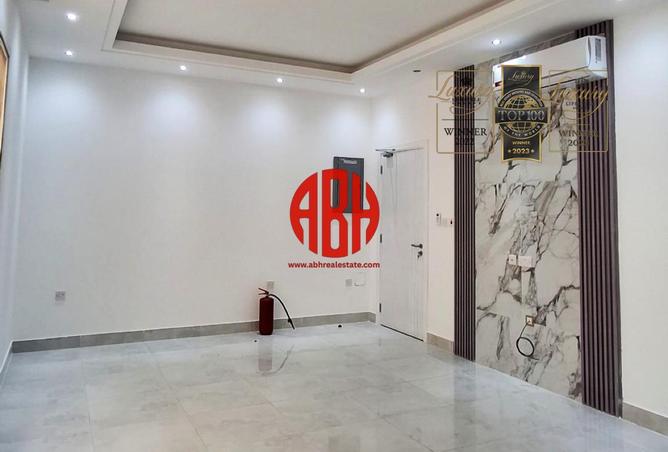 54152264 - Property Main Image