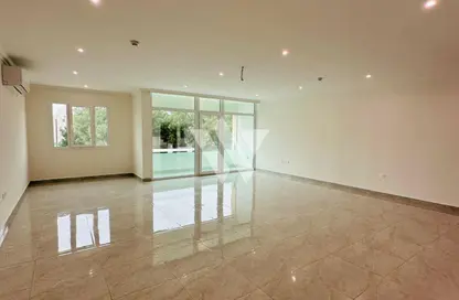Apartment - 2 Bedrooms - 2 Bathrooms for rent in Al Sadd Road - Al Sadd - Doha Apartment - 2 Bedrooms - 2 Bathrooms for rent in Al Sadd Road - Al Sadd - Doha