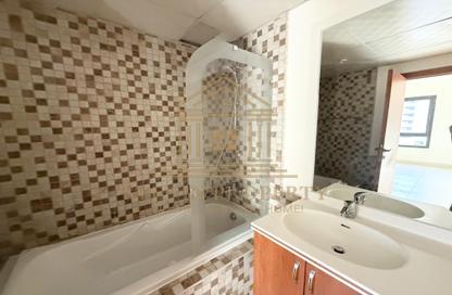 Apartment - 1 Bedroom - 2 Bathrooms for rent in Viva East - Viva Bahriyah - The Pearl Island - Doha