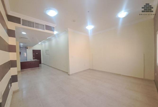 52453637 - Property Main Image