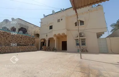 فيلا - 8 غرف نوم - 8 حمامات للبيع في شارع عمار بن ياسر - العزيزية - الدوحة