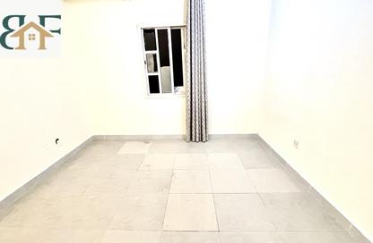 Apartment - 2 Bedrooms - 2 Bathrooms for rent in Muntazah 70 - Al Muntazah - Doha