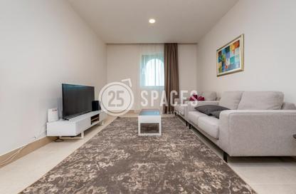 Apartment - 1 - 2 for rent in Viva West - Viva Bahriyah - The Pearl Island - Doha Apartment - 1 - 2 for rent in Viva West - Viva Bahriyah - The Pearl Island - Doha