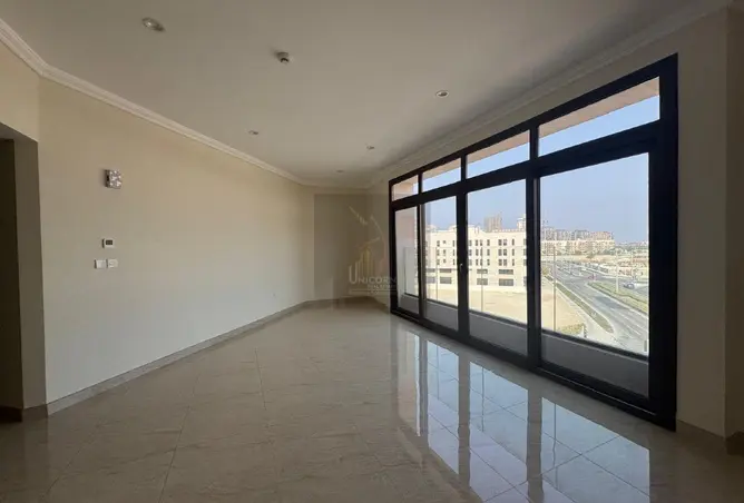 62464060 - Property Image 3