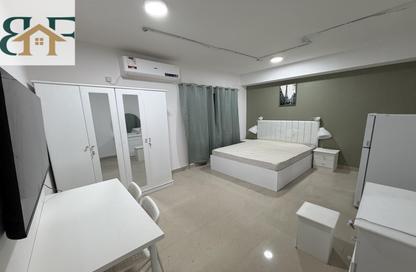 Apartment - Studio - 1 Bathroom for rent in Al Nasr Street - Al Nasr - Doha