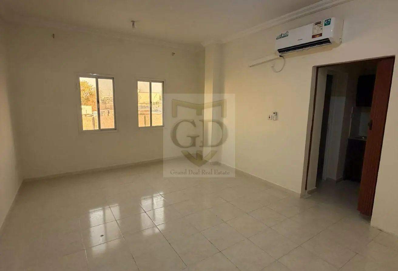 63807609 - Property Main Image