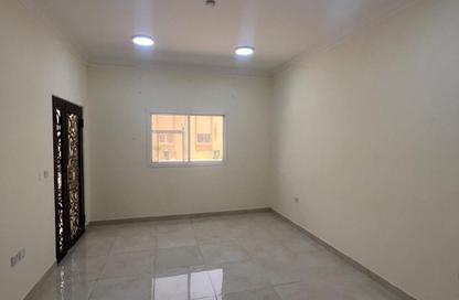 Villa - 6 Bedrooms - 5 Bathrooms for rent in Al Sakhama - Doha