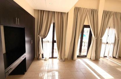Apartment - 3 Bedrooms - 3 Bathrooms for rent in Qanat Quartier - The Pearl Island - Doha Apartment - 3 Bedrooms - 3 Bathrooms for rent in Qanat Quartier - The Pearl Island - Doha