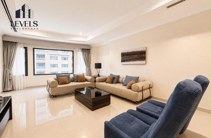 Apartment - 2 Bedrooms - 2 Bathrooms for rent in East Porto Drive - Porto Arabia - The Pearl Island - Doha