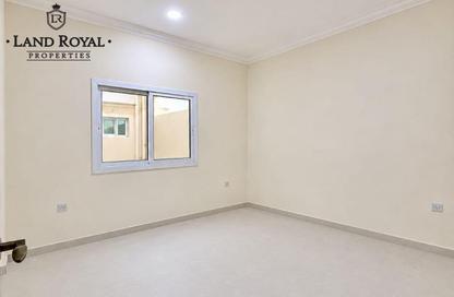 Apartment - 2 Bedrooms - 2 Bathrooms for rent in Al Nuaija Street - Al Nuaija - Doha