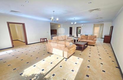 Villa - 4 Bedrooms - 6 Bathrooms for rent in Al Maamoura - Al Maamoura - Doha