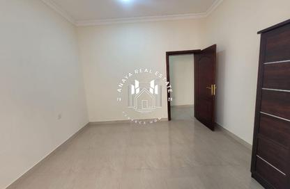 Apartment - 3 Bedrooms - 3 Bathrooms for rent in Hadramout Street - Doha Al Jadeed - Doha