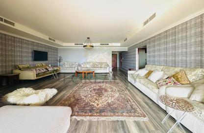 Apartment - 2 Bedrooms - 3 Bathrooms for rent in East Porto Drive - Porto Arabia - The Pearl Island - Doha
