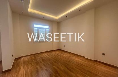 Apartment - 2 Bedrooms - 3 Bathrooms for rent in Aspire Zone - Al Waab - Doha