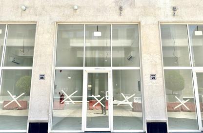 Shop - Studio - 1 Bathroom for rent in Najma Street - Najma - Doha