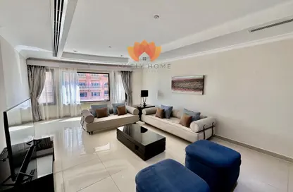 Apartment - 1 Bedroom - 2 Bathrooms for rent in Tower 15 - Porto Arabia - The Pearl Island - Doha