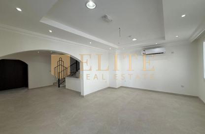 Villa - 5 - 6 for rent in Wadi Al Markh - Muraikh - AlMuraikh - Doha