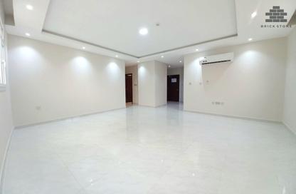 Apartment - 2 Bedrooms - 2 Bathrooms for rent in Fereej Abdul Aziz - Fereej Abdul Aziz - Doha