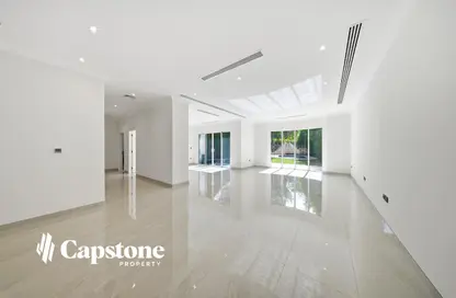 Villa - 4 Bedrooms - 5 Bathrooms for rent in West Bay Lagoon Villas - West Bay Lagoon - West Bay Lagoon - Doha