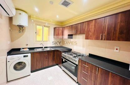 Apartment - 2 - 2 for rent in Gulf Residence - Gulf Residence - Al Nasr - Doha
