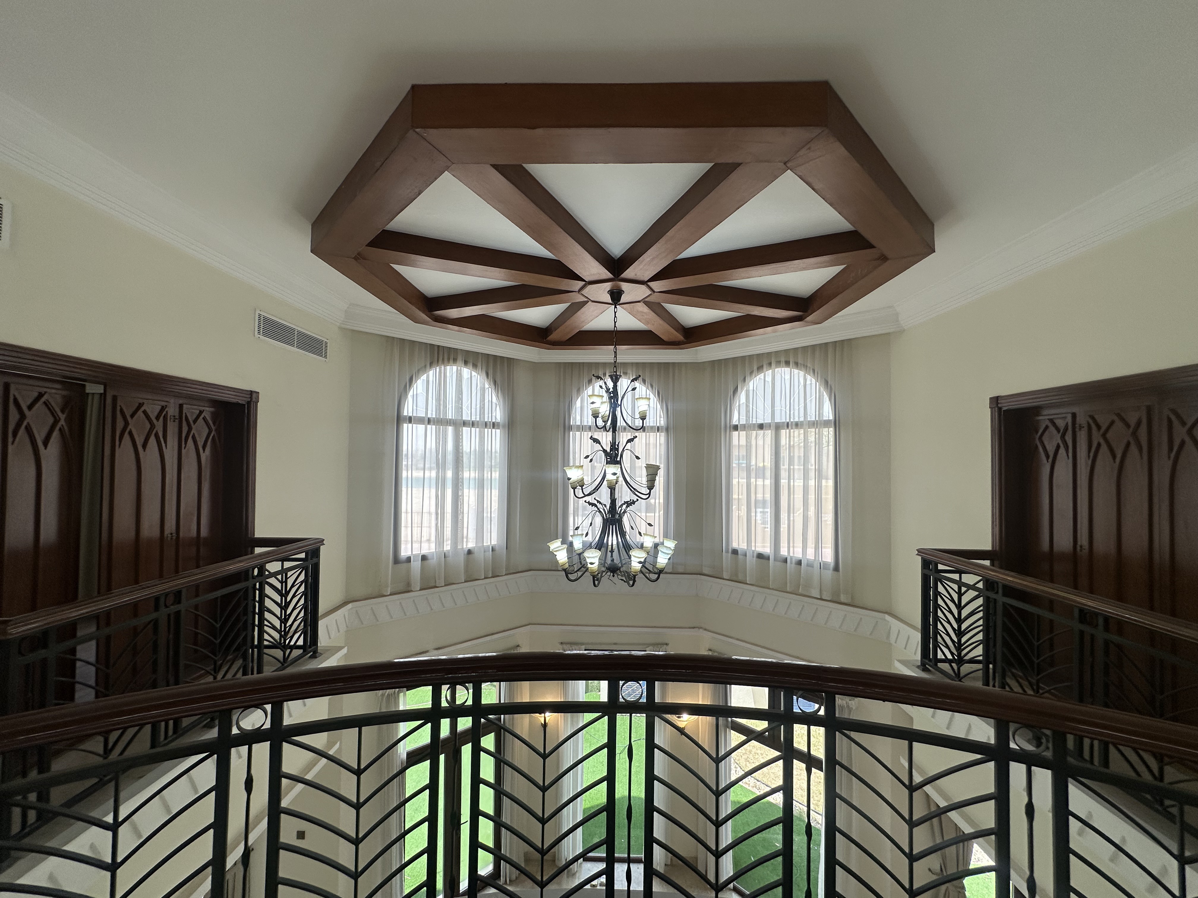 5+Maid Stand Alone Villa Garden View. thumbnail 5