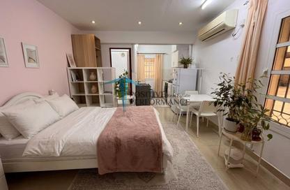 Apartment - Studio - 1 Bathroom for rent in West Bay Villas - West Bay - West Bay - Doha