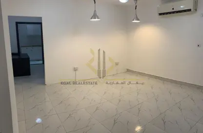 Apartment - 1 Bedroom - 1 Bathroom for rent in Al Duhail - Al Duhail - Doha
